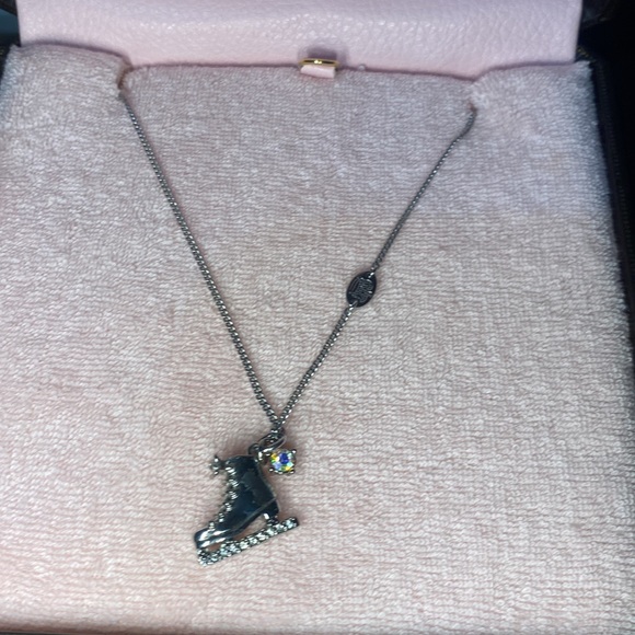 Juicy Couture Ice Skate Necklace - NEW - Picture 2 of 6